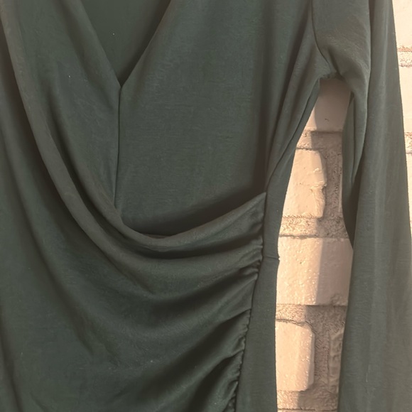 Lush Women’s forest green long sleeve midi dress - Picture 3 of 5